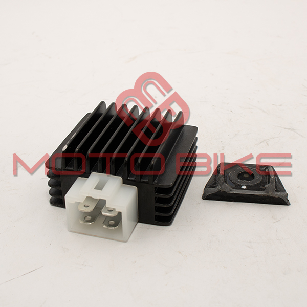 Regulator napona sa 4 izlaza zongshen xp440 outlet